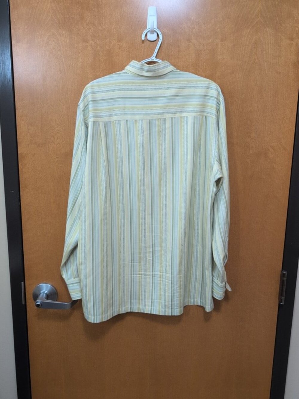 Tommy Bahama Shirt Mens M Yellow Long Sleeve Button Up Striped 100% Silk Beach - Picture 5 of 8